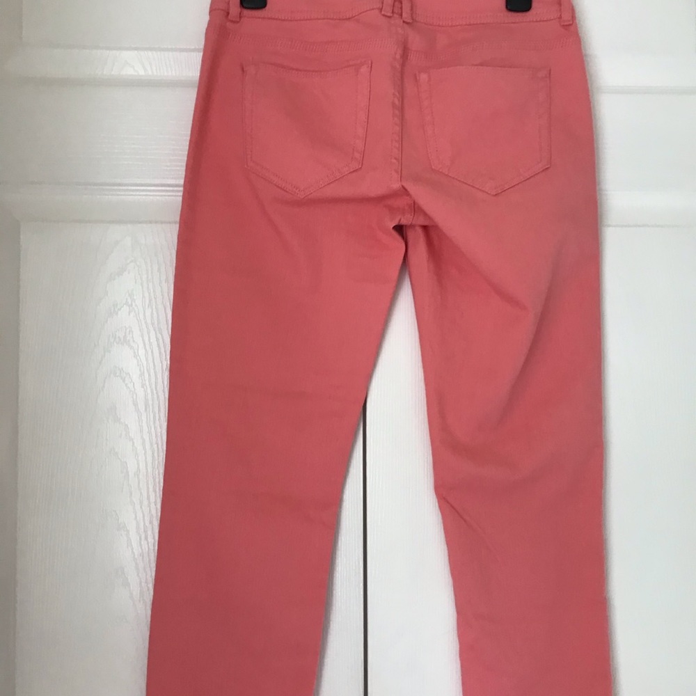 ELLE Capris - Picture 5 of 6